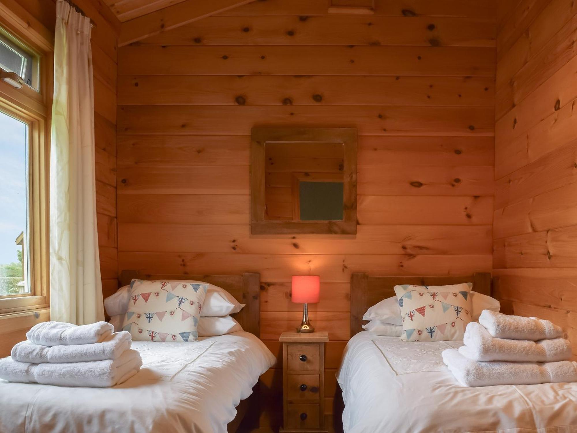 Hideaway Lodge - Uk47328 Longford  Bagian luar foto